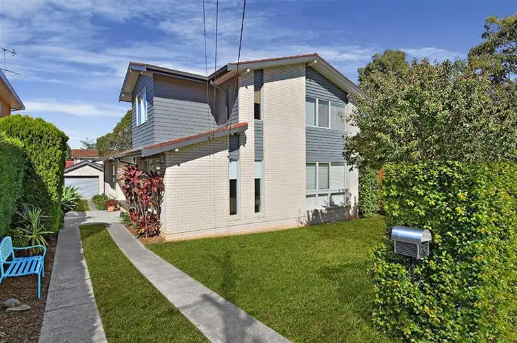 28 Gowlland Parade, Panania NSW 2213