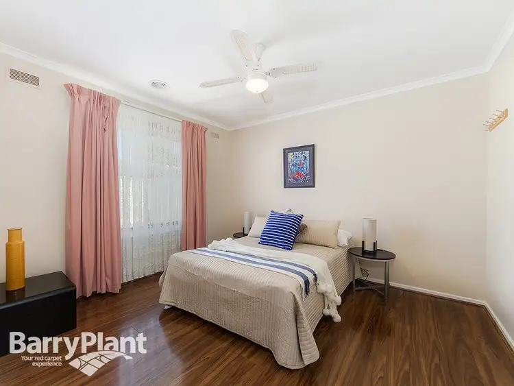 Fifth view of Homely house listing, 28 Glenmaggie Drive, St Albans VIC 3021