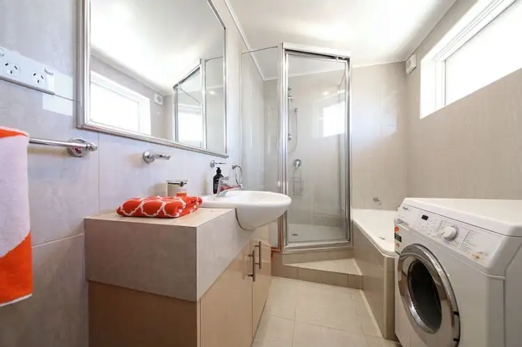 Sixth view of Homely apartment listing, 4/26 Lillimur Road, Ormond VIC 3204