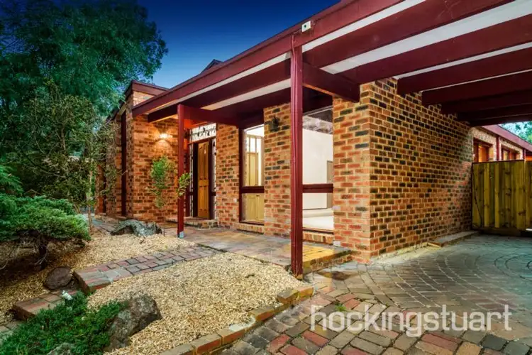 16 Monclaire Court, Eltham VIC 3095