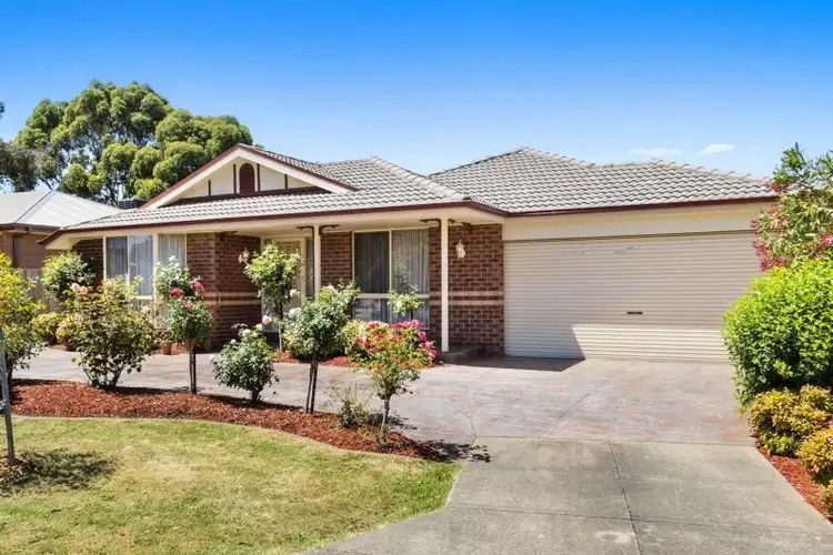 5 Mosman Close, Wantirna South VIC 3152
