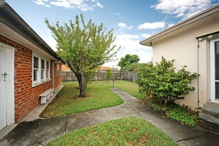 Fourth view of Homely house listing, 27 Lindsay Avenue, Murrumbeena VIC 3163