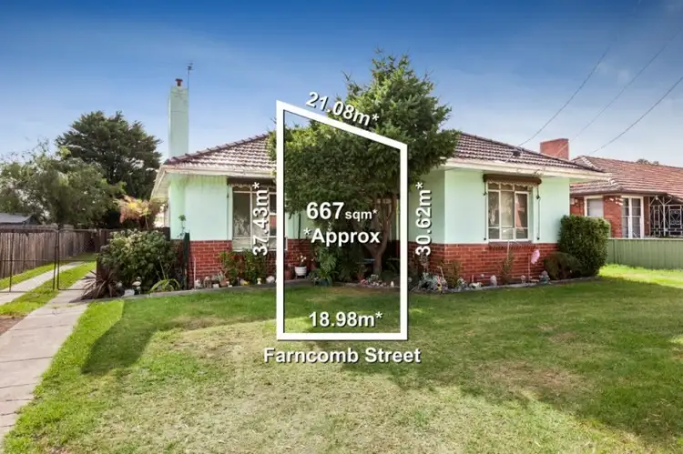18 Farncomb Street, Ascot Vale VIC 3032