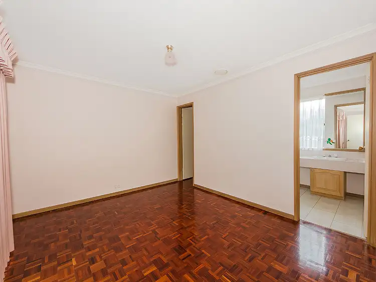 Sixth view of Homely house listing, 6 Beckwith Court, Taylors Lakes VIC 3038