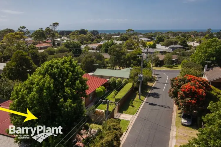 Fifth view of Homely house listing, 2 Kennington Road, Rosebud VIC 3939