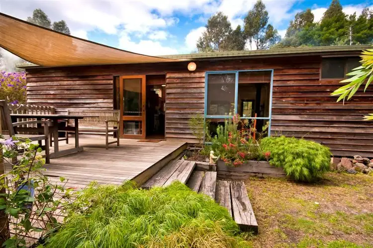 83 Grant Street, Forrest VIC 3236