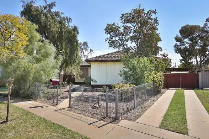 9 Alkira Place, Mildura VIC 3500