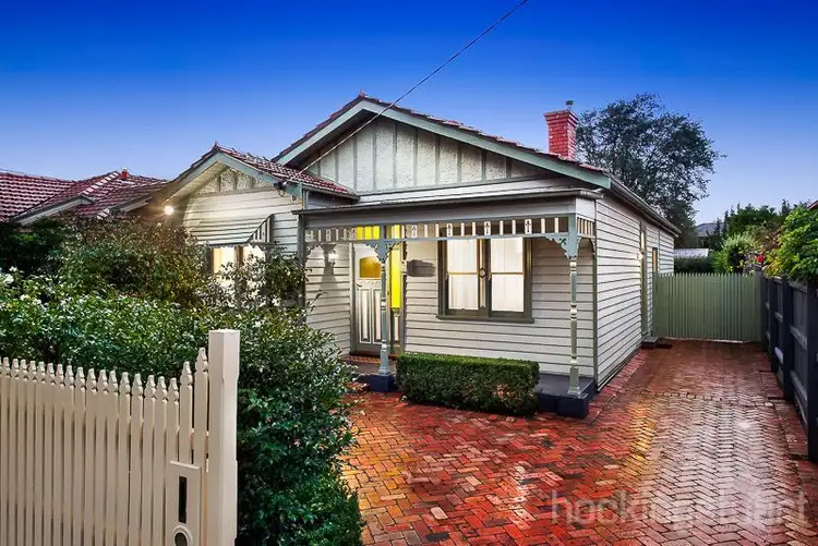 48 Blackwood Street, Carnegie VIC 3163