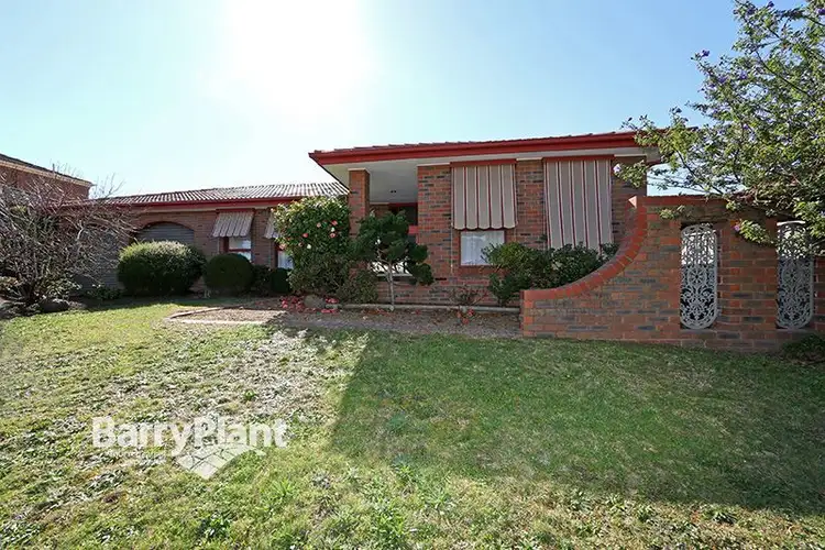 6 Lakeside Boulevard, Rowville VIC 3178