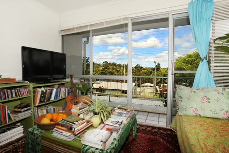 4/6 Washington st, Nambour QLD 4560