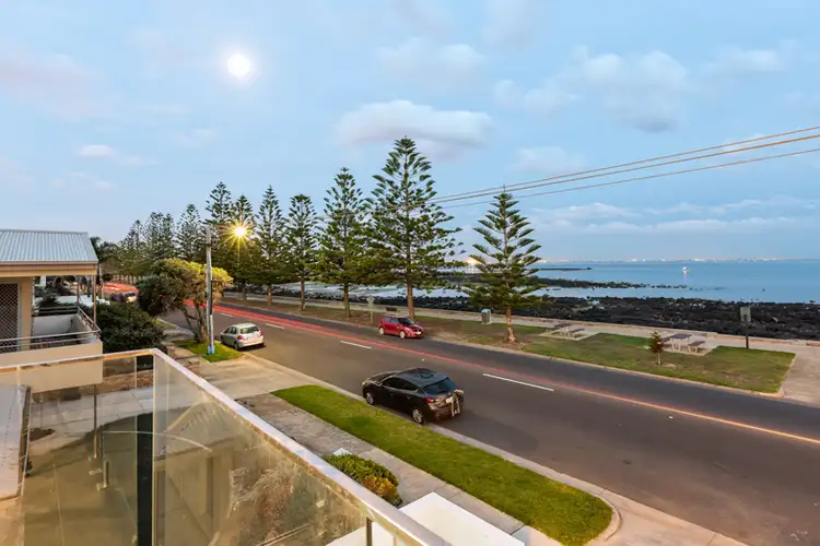 41 Esplanade, Seaholme VIC 3018