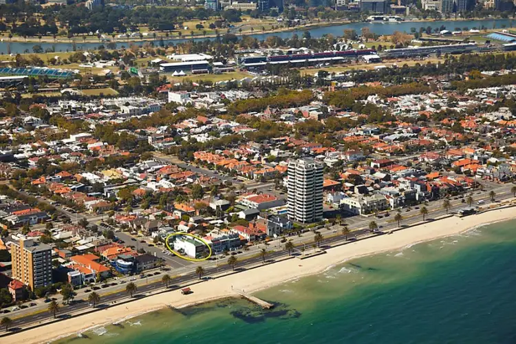 208 Beaconsfield Parade, Middle Park VIC 3206
