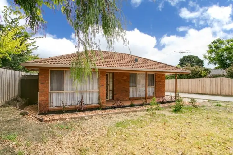 92 First Avenue, Rosebud VIC 3939