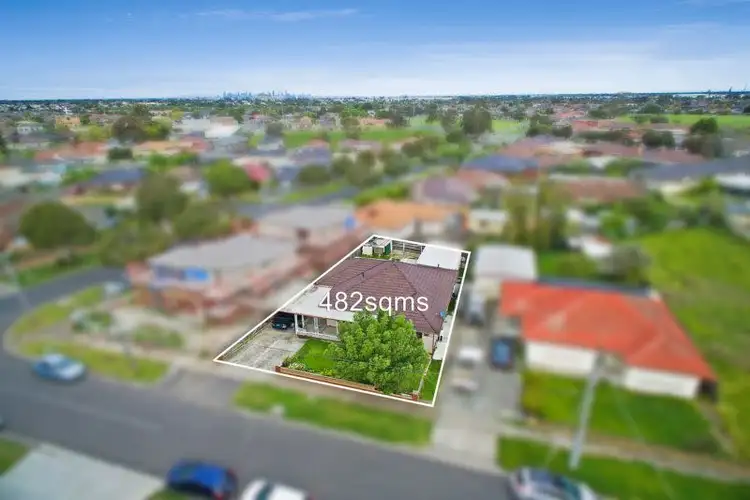 14 Myers Street, Sunshine West VIC 3020