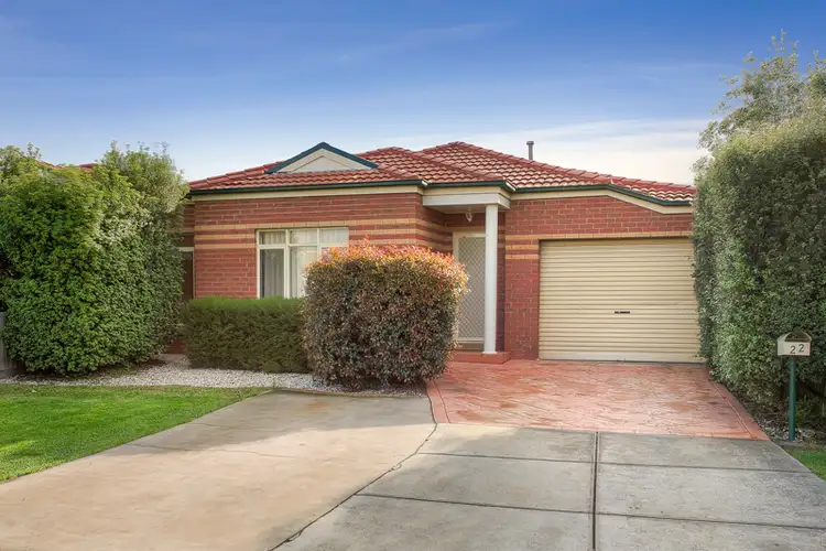 Main view of Homely villa listing, 2/2 Malster Court, Keilor Downs VIC 3038