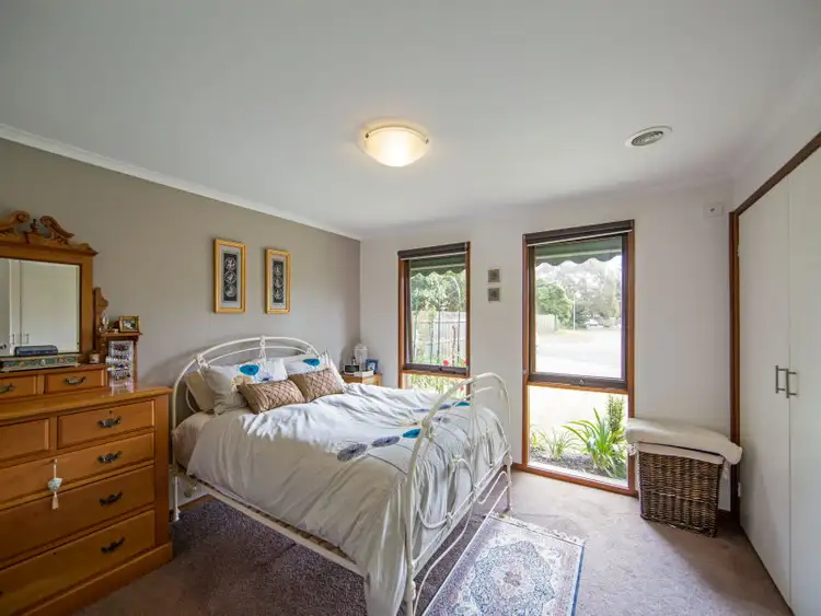 Sixth view of Homely house listing, 8 Nirringa Court, Mount Martha VIC 3934