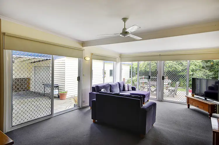 Fifth view of Homely house listing, 9 Highview Parade, Hamlyn Heights VIC 3215