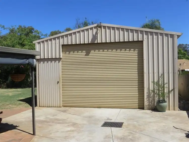 8 Gypsy Rise, Swan View WA 6056