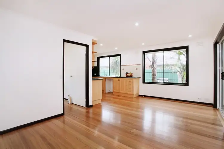 Seventh view of Homely house listing, 8 Neath Close, Gladstone Park VIC 3043