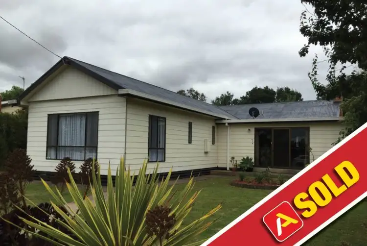7 Owen St, Heywood VIC 3304