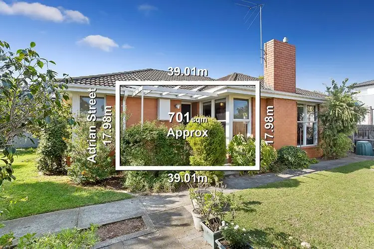4 Adrian Street, Bentleigh East VIC 3165