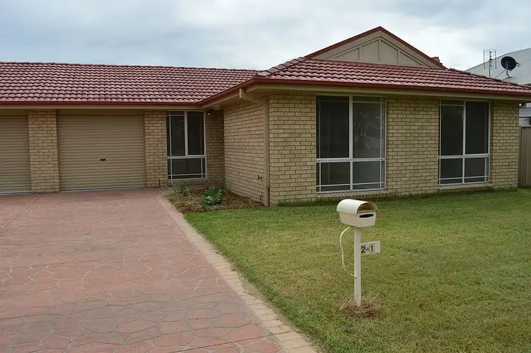 2/1A Government Road, Cessnock NSW 2325