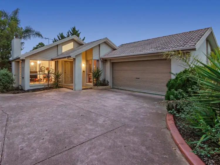 43 Saronvale Crescent, Hillside VIC 3037