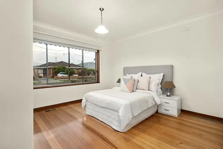 Sixth view of Homely house listing, 8 Karadoc Avenue, Pascoe Vale VIC 3044