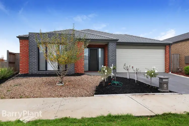 154 Botanica Springs Boulevard, Brookfield VIC 3338