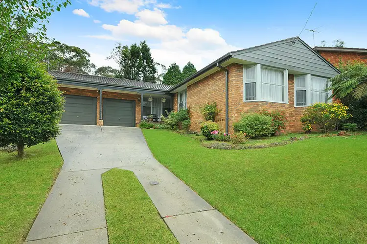 52 Yanko Avenue, Wentworth Falls NSW 2782