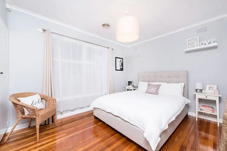 Fourth view of Homely unit listing, 1/2 Aylwin Avenue, Burwood VIC 3125