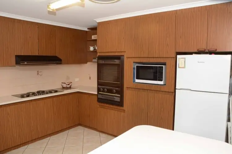 Third view of Homely house listing, 3 Finch Court, Mildura VIC 3500