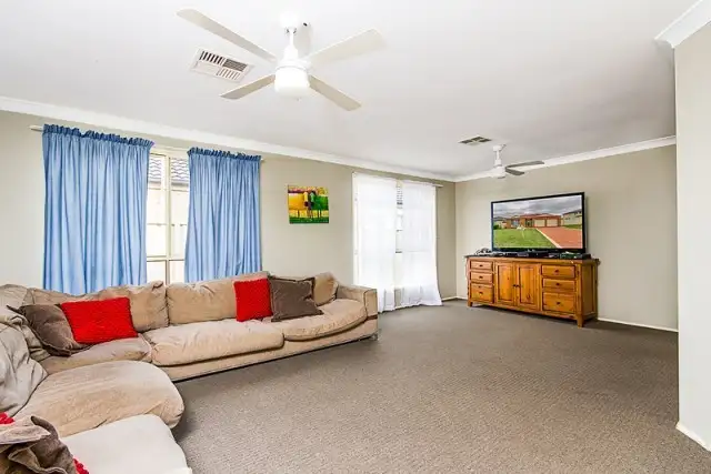 Second view of Homely house listing, 105 Lemonwood Circuit, Thornton NSW 2322