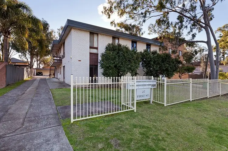 1/27 First Street, Kingswood NSW 2747
