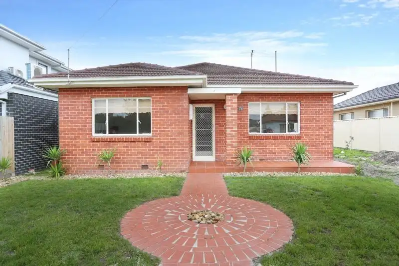 Main view of Homely house listing, 1/73 Isla Avenue, Glenroy VIC 3046