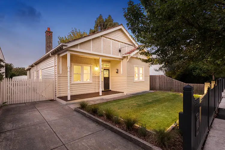 12 McPherson Avenue, Carnegie VIC 3163