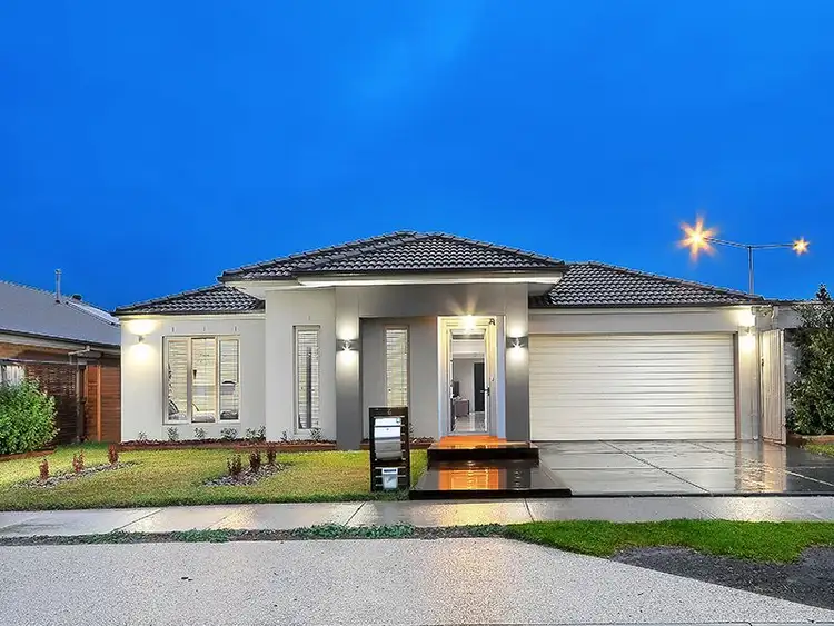 6 Scott Lane, Taylors Hill VIC 3037