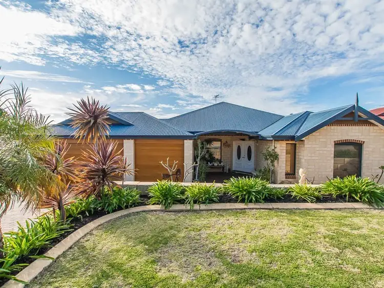 17 Murchison Drive, Jane Brook WA 6056