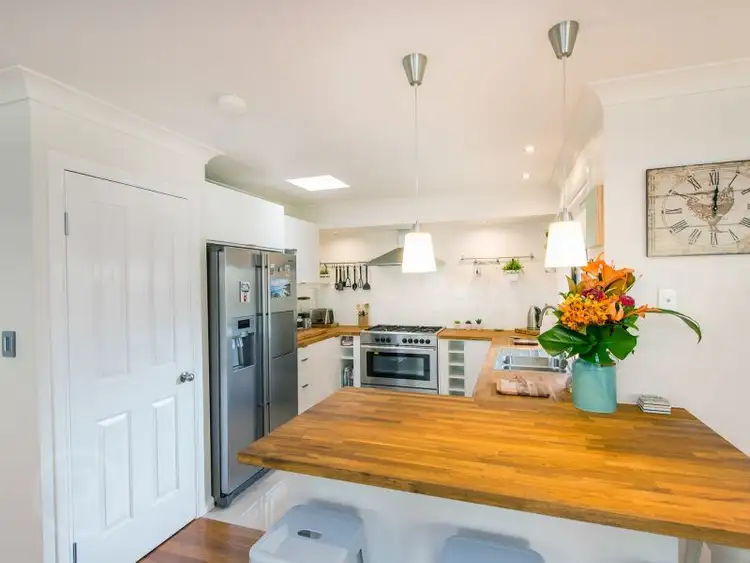 Fourth view of Homely house listing, 10 Willows Court, Murarrie QLD 4172