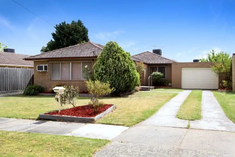 Main view of Homely house listing, 5 Calshot Grove, Gladstone Park VIC 3043