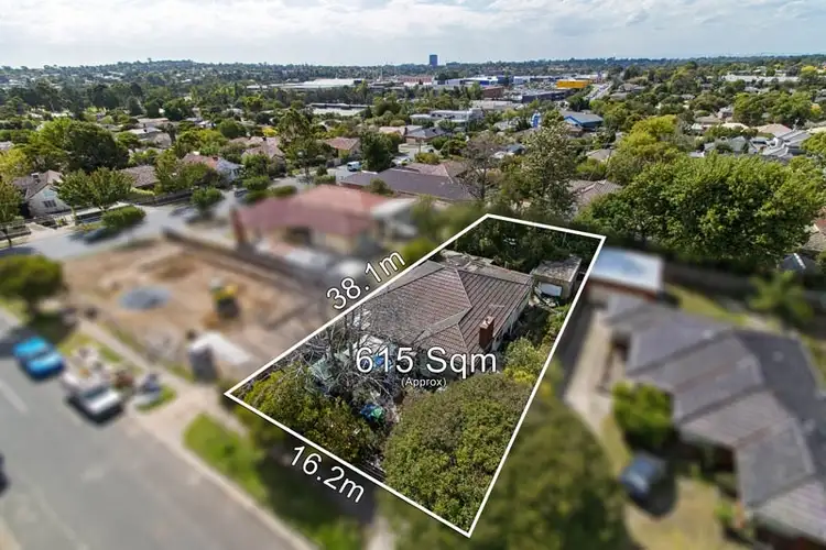 1 Jenner Street, Blackburn South VIC 3130