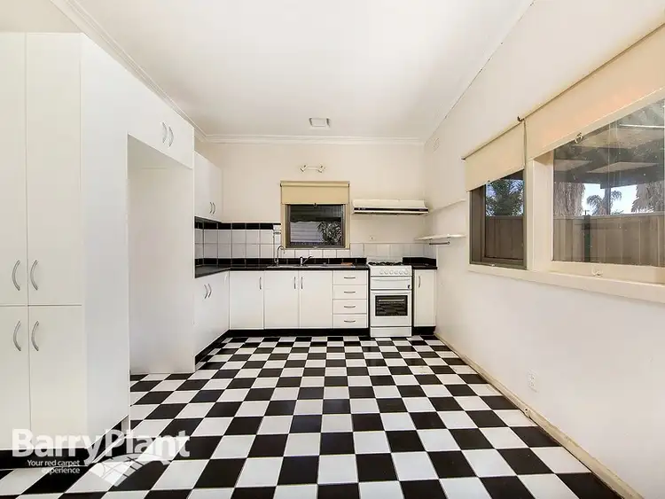 Fourth view of Homely unit listing, 1/24 Shirley Street, St Albans VIC 3021