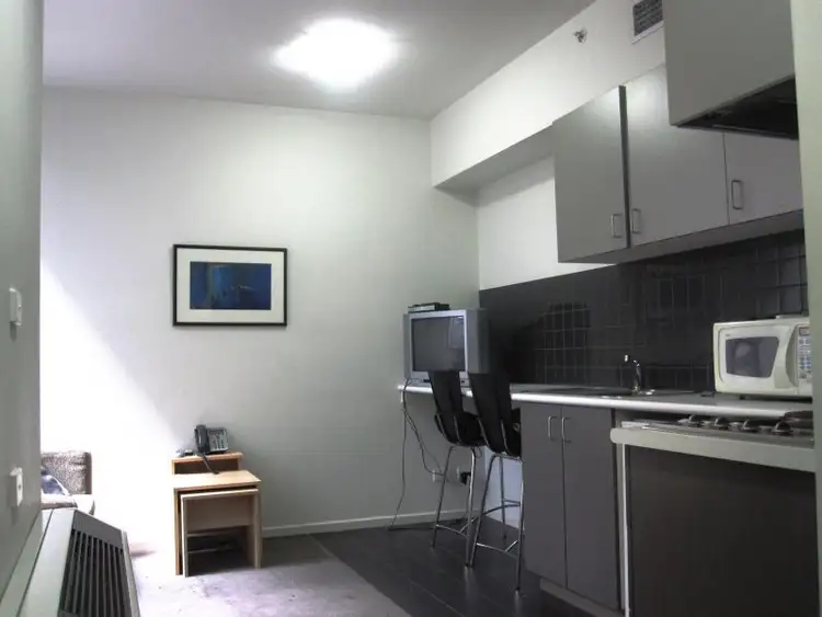 Third view of Homely apartment listing, 915/39 Lonsdale Street, Melbourne VIC 3000
