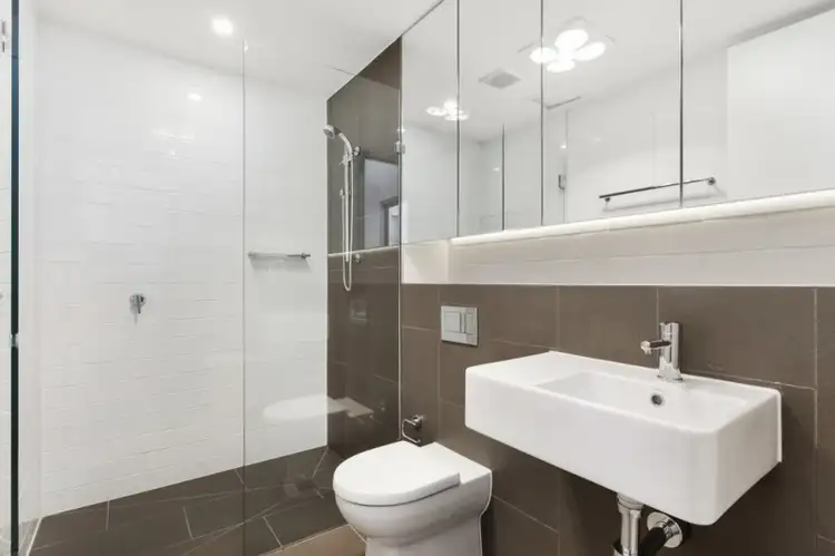 Sixth view of Homely townhouse listing, 7/28 Ireland Street, West Melbourne VIC 3003