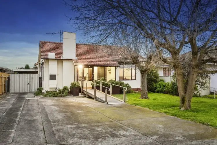 17 Argyle Street, Fawkner VIC 3060