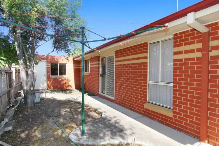 Fifth view of Homely unit listing, 2/32 Arndell Street, Thomastown VIC 3074