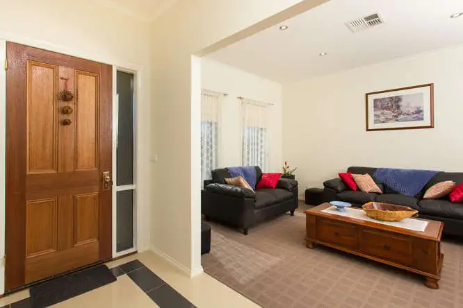 Fifth view of Homely house listing, 25 Tasman Court, Mildura VIC 3500