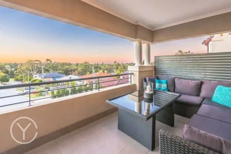 Second view of Homely house listing, 15 Hallin Court, Ardross WA 6153