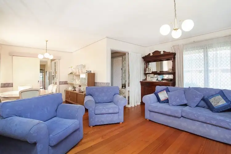 Fourth view of Homely house listing, 10 Aylesbury Crescent, Gladstone Park VIC 3043