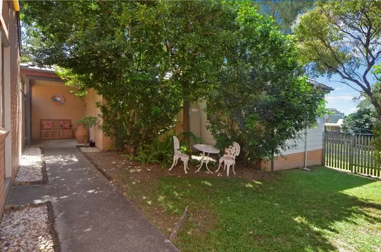9/33 Lynburn Avenue, Bomaderry NSW 2541